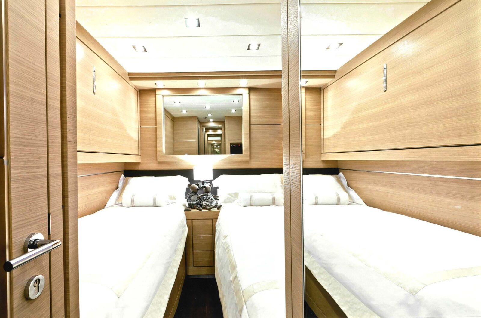 Luxurious twin cabin on Mangusta Yacht
