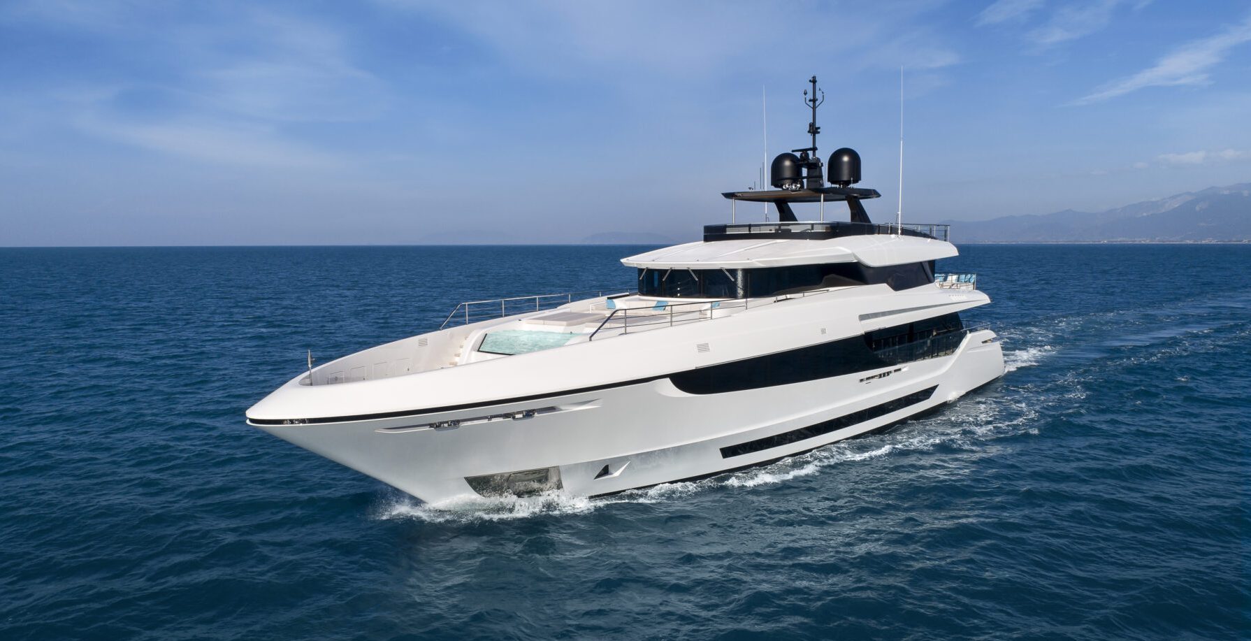 Mangusta Yachts luxury yacht at sea