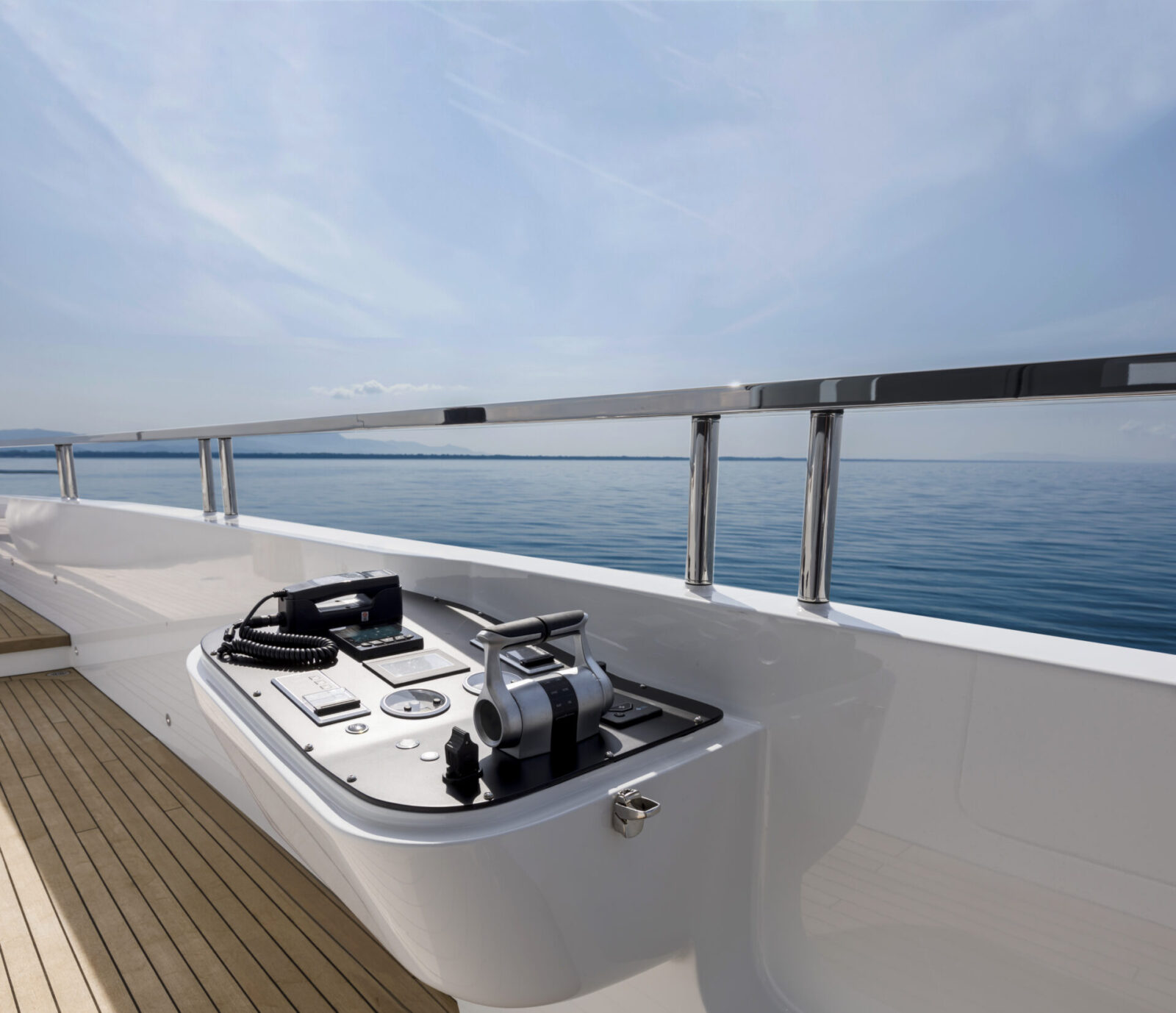 Mangusta yacht control deck with sea view