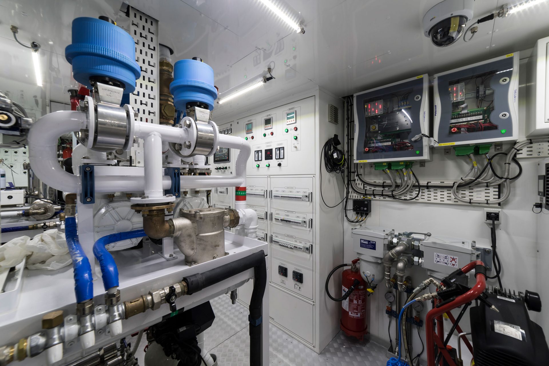 Sala macchine high-tech Mangusta Yachts