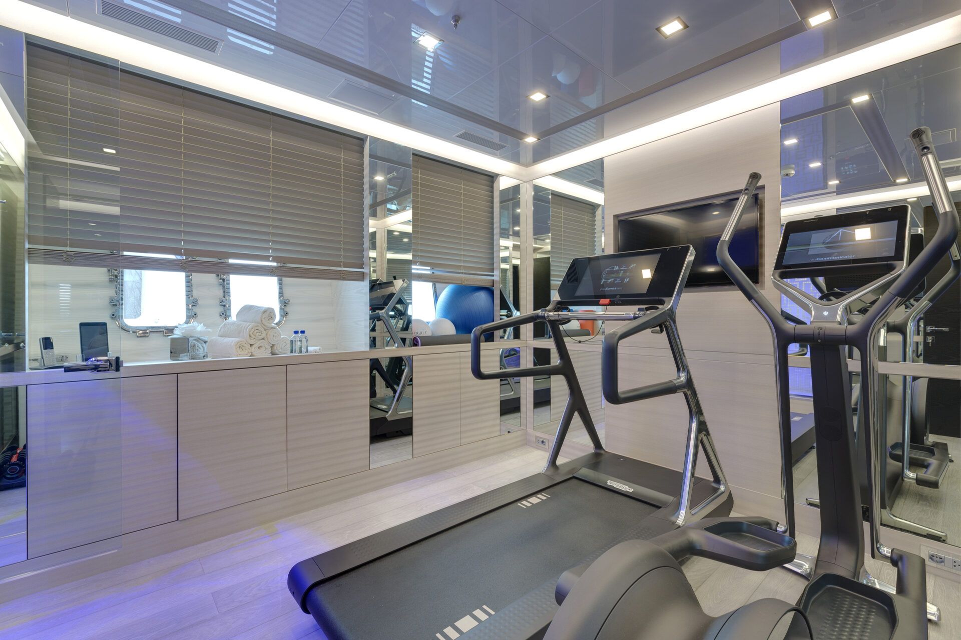 Palestra attrezzata su Mangusta Yacht di lusso