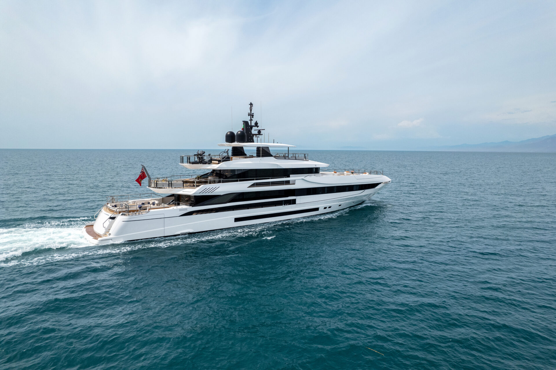 Mangusta Yachts luxury yacht cruising at sea