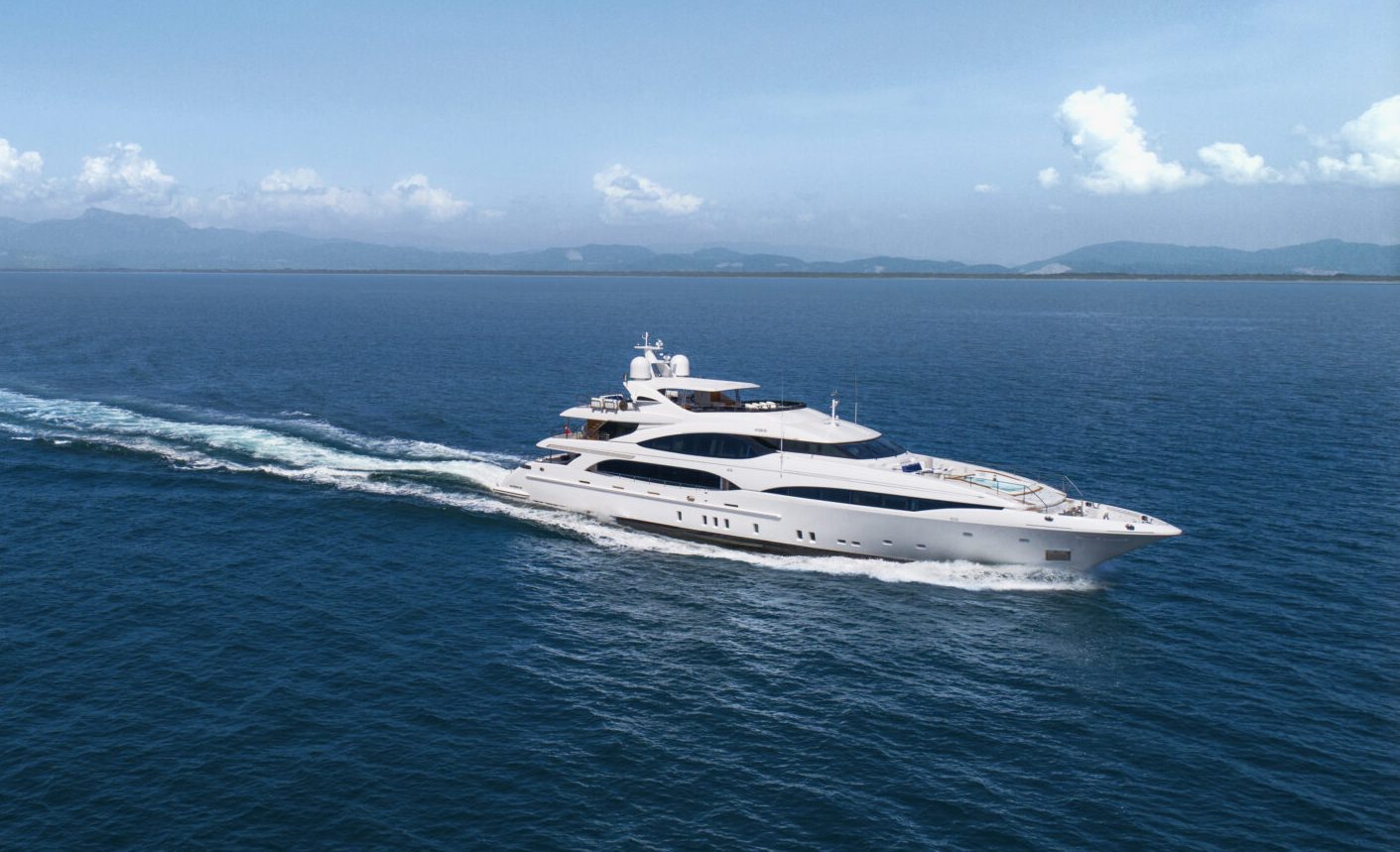 Mangusta yacht cruising on open sea