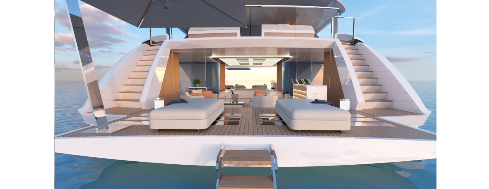 Interni eleganti di un Mangusta Yachts sul mare.